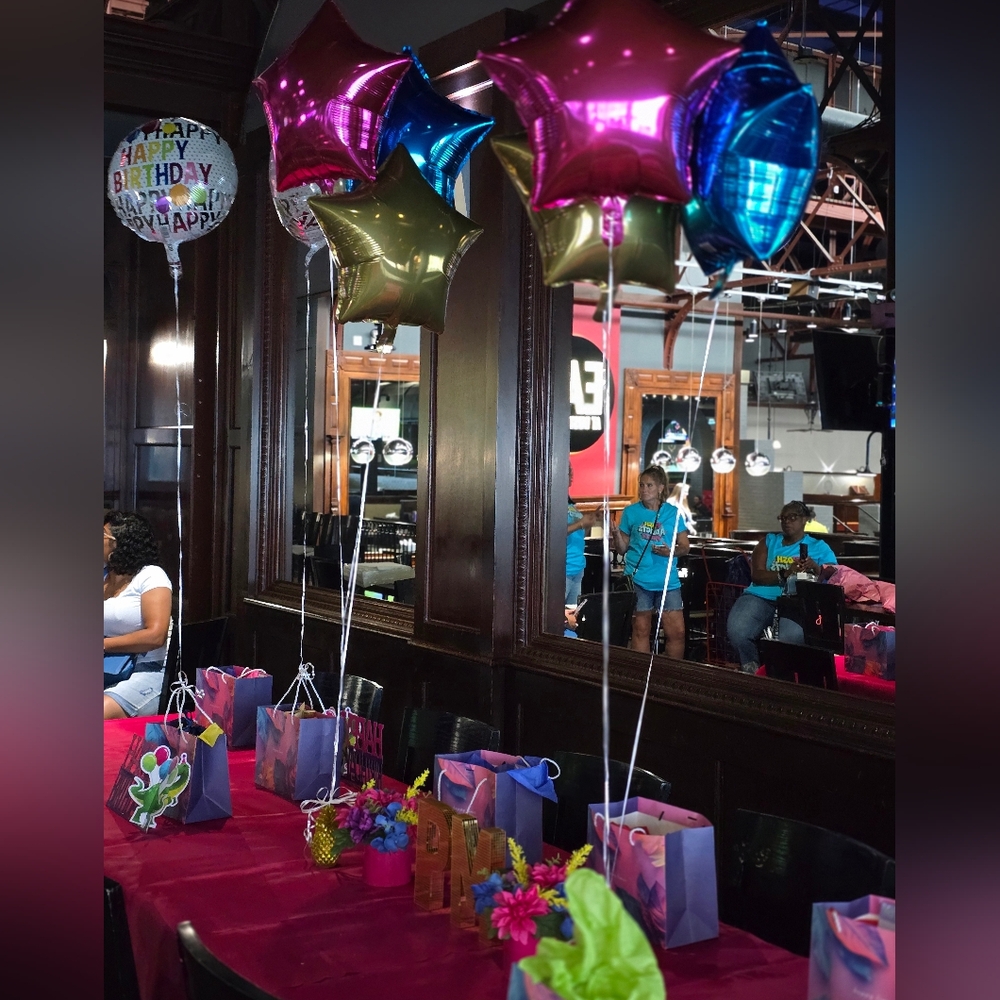 WARDROBE POP CONNECTS-POSH MEETUPS - Picture 16 of 16